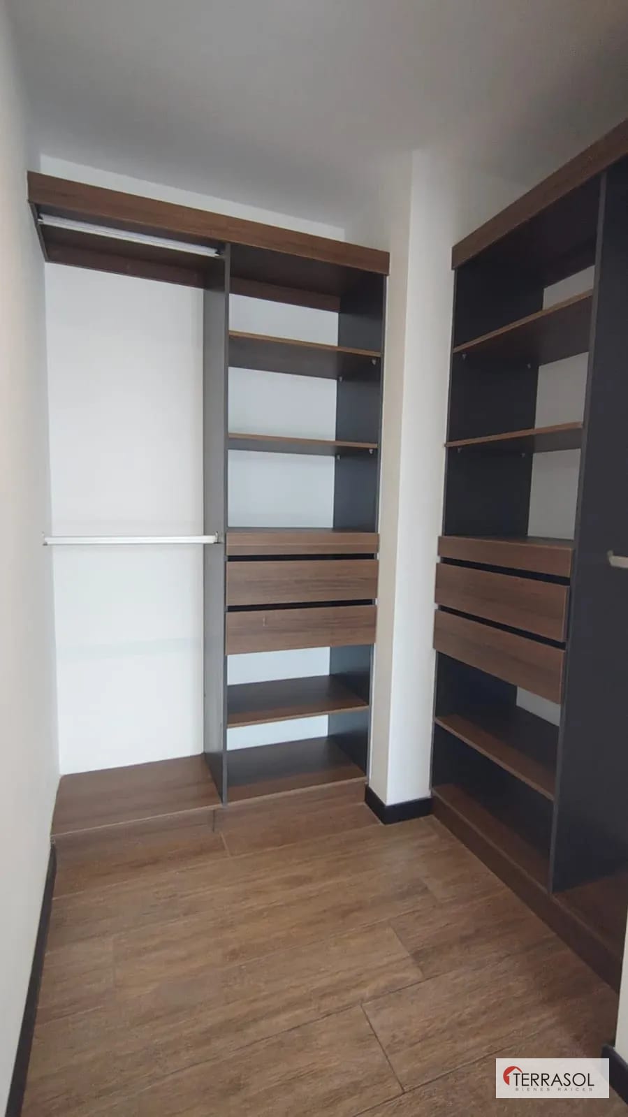 Venta de apartamento moderno en edificio IQ10 — Apartamento en Venta en IQ10, Zona 10, Guatemala, Ciudad — foto 5 de 15