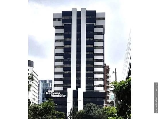 Reforma Montufar oficinas en renta zona 10 — Oficina en Alquiler en Zona 10, Guatemala, Ciudad — foto 1 de 17