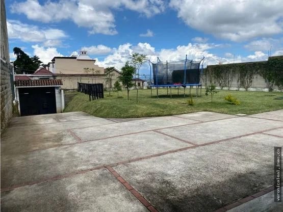 Zona 16 Hacienda Real casa de un nivel terreno 20 X 45 900mts² — Casa en Venta en Zona 16, Guatemala, Ciudad — foto 4 de 17