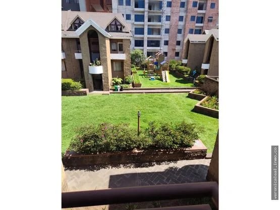Condominio Cantabria Zona 13 por Las Américas Townhouse en Venta — Apartamento en Venta en Zona 13, Guatemala, Ciudad — foto 3 de 8