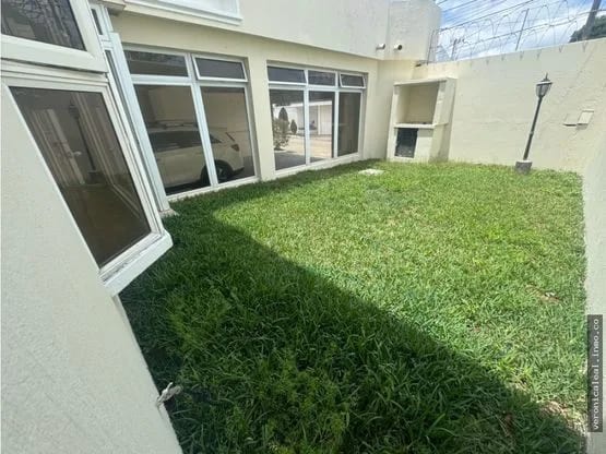 Los Manantiales San José Pinula Casa en Venta — Casa en Venta en Carretera a El Salvador, Guatemala, Ciudad — foto 1 de 17