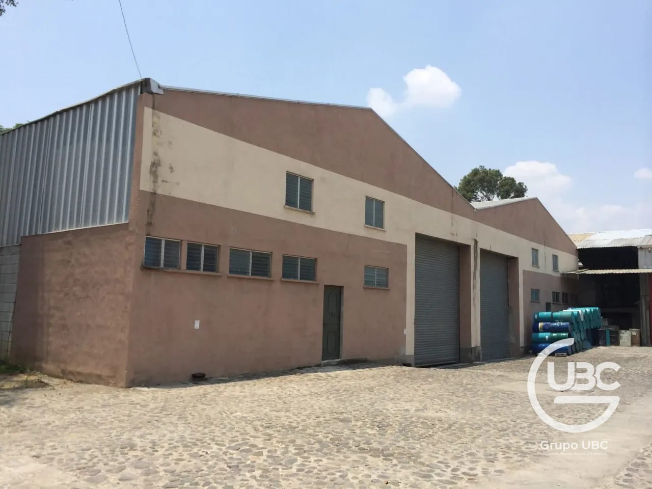 Bodega en renta en Los Álamos muy cercano a Plaza Los Álamos — Bodega / Ofibodega en Alquiler en EcoCentro Los Alamos, San Miguel Petapa, Guatemala, Ciudad — foto 3 de 4