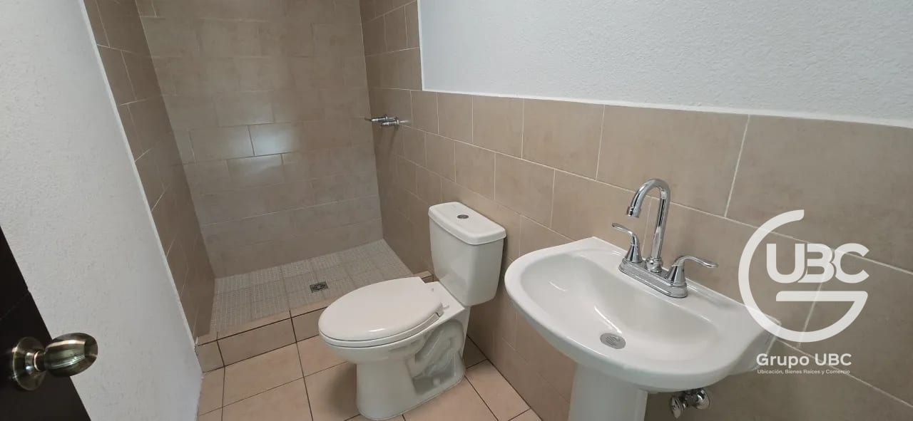 Casa en venta en Santa Lucía Milpas Altas Sacatepéquez — Casa en Venta en Santa Lucía Milpas Altas, Sacatepéquez — foto 14 de 17
