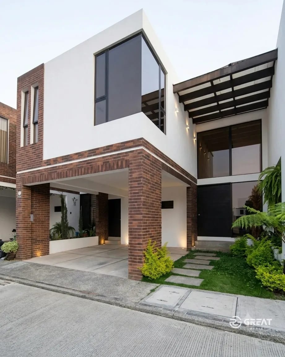Exclusiva Casa en Zona 16 — Oportunidad Única de Inversión — Casa en Venta en Home 16, Zona 16, Guatemala, Ciudad — foto 1 de 16