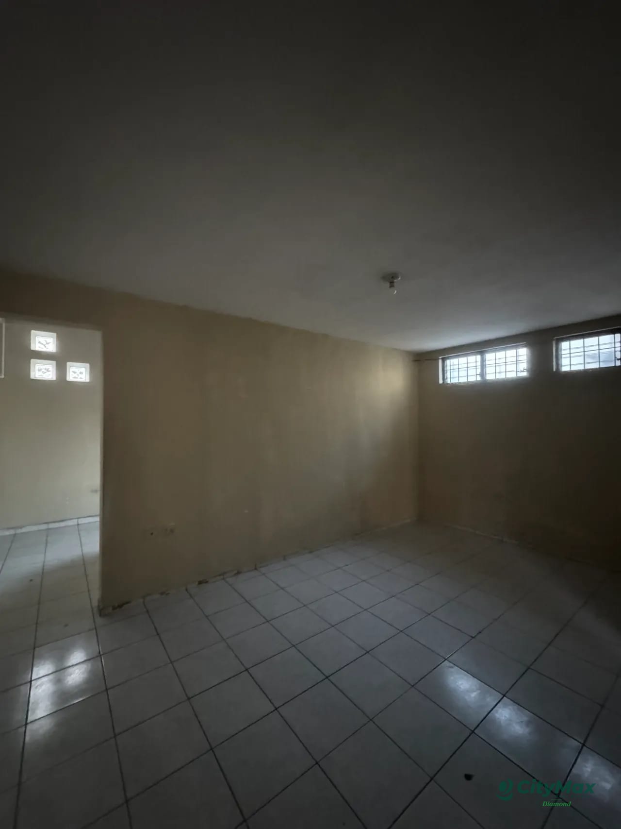 Casa uso comercial zona 9 — Casa en Alquiler en Zona 9, Guatemala, Ciudad — foto 4 de 11