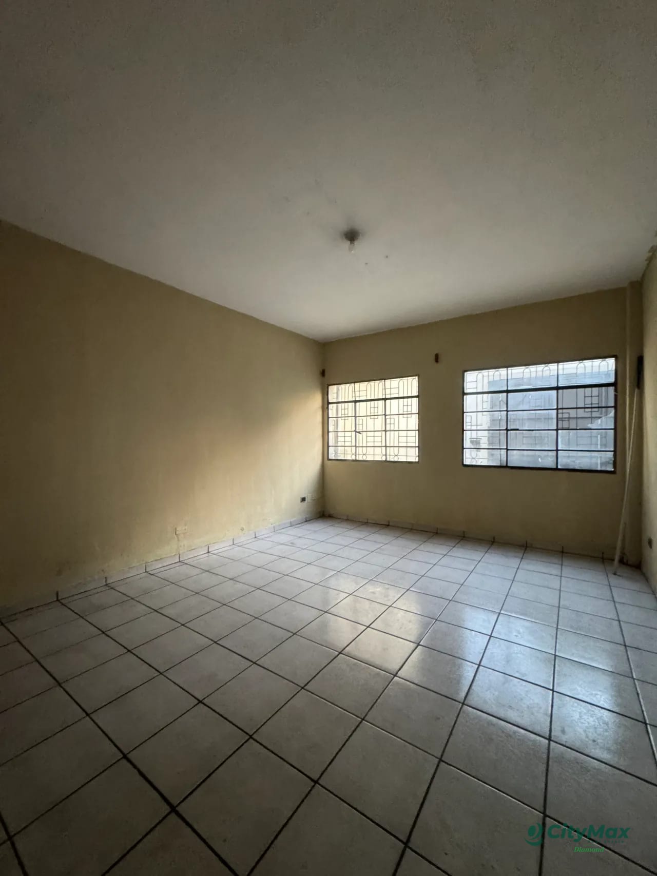 Casa uso comercial zona 9 — Casa en Alquiler en Zona 9, Guatemala, Ciudad — foto 7 de 11