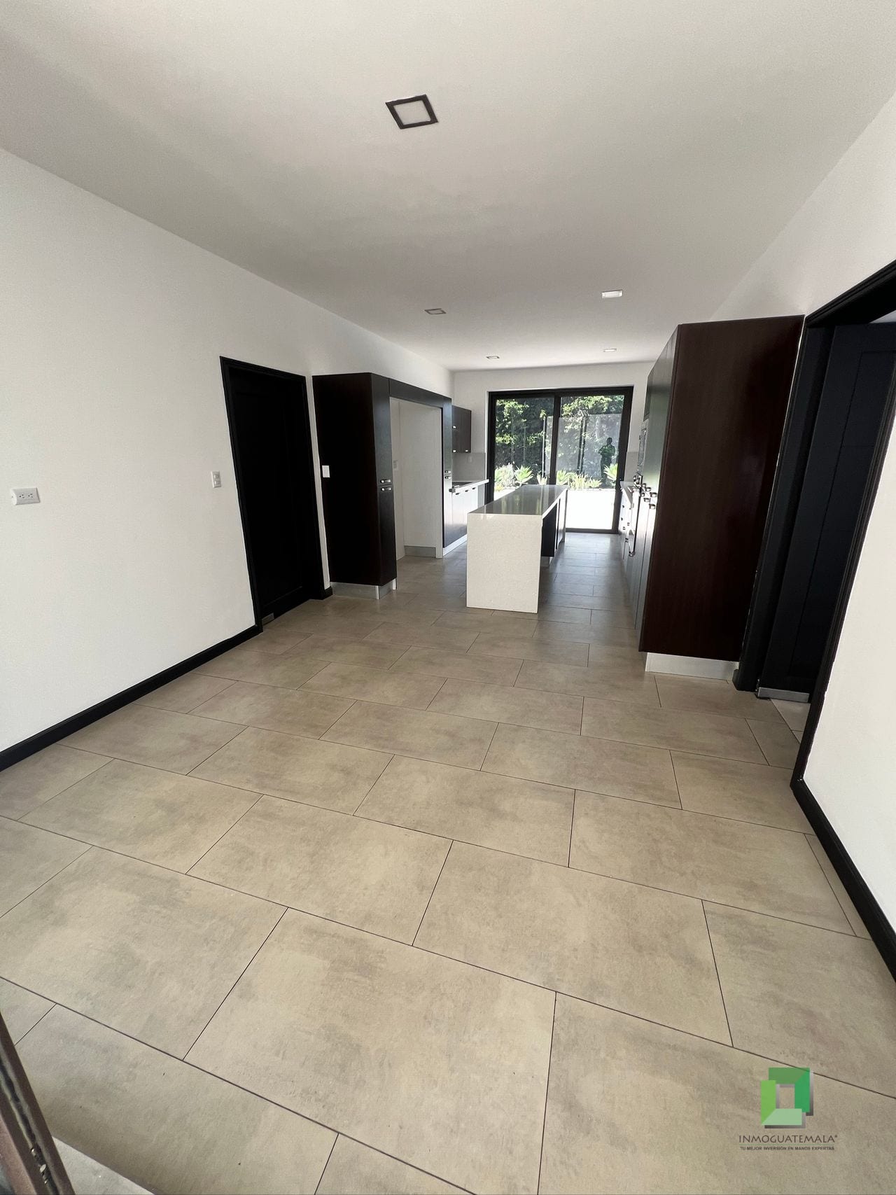 Casa zona 16 — Casa en Venta en Lomas de San Isidro, Zona 16, Guatemala, Ciudad — foto 4 de 17