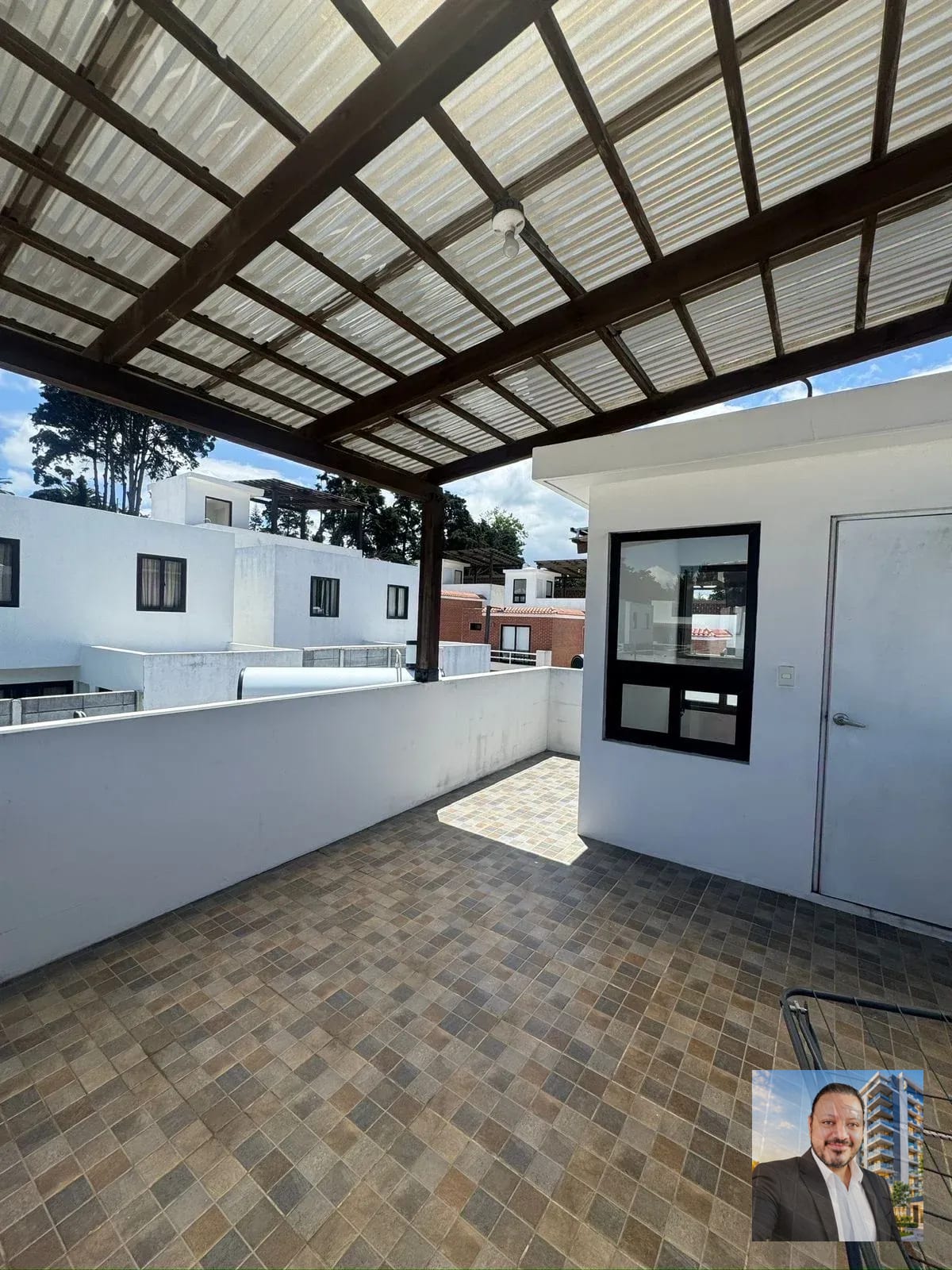 🟢🏠vendo Casa en KM 16.5 Como Nueva, Condado Rosaire — Casa en Venta en Carretera a El Salvador, Guatemala, Ciudad — foto 2 de 11
