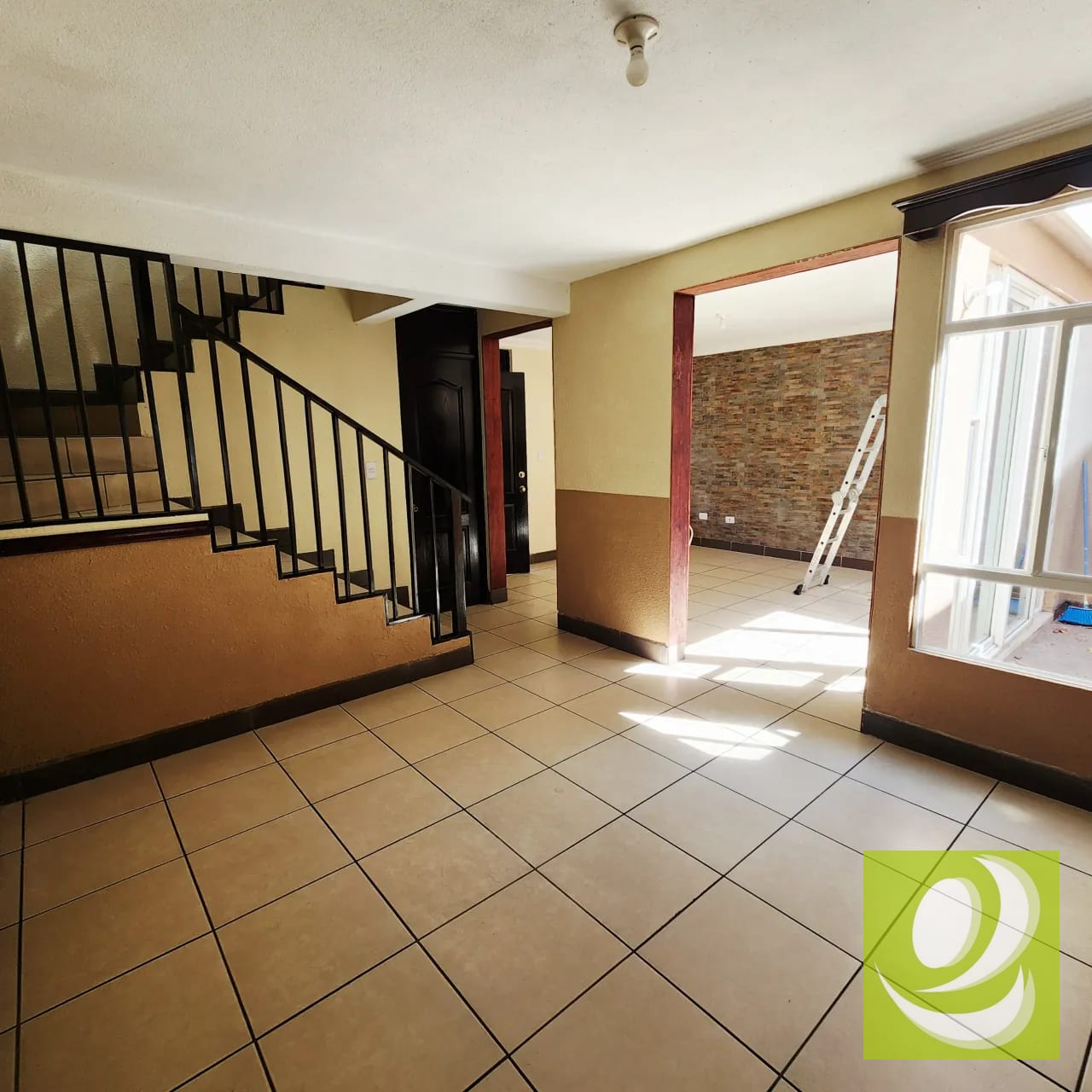 • TU NUEVO HOGAR TE ESPERA EN RESIDENCIAL LOS OLIVOS ZONA 18 — Casa en Venta en Zona 18, Guatemala, Ciudad — foto 3 de 6