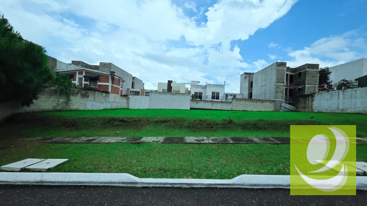 🏡✨ ¡CONSTRUYE EL HOGAR QUE SIEMPRE HAS IMAGINADO EN ZONA 16! ✨🏡 — Terreno en Venta en Hacienda Real, Zona 16, Guatemala, Ciudad — foto 2 de 5