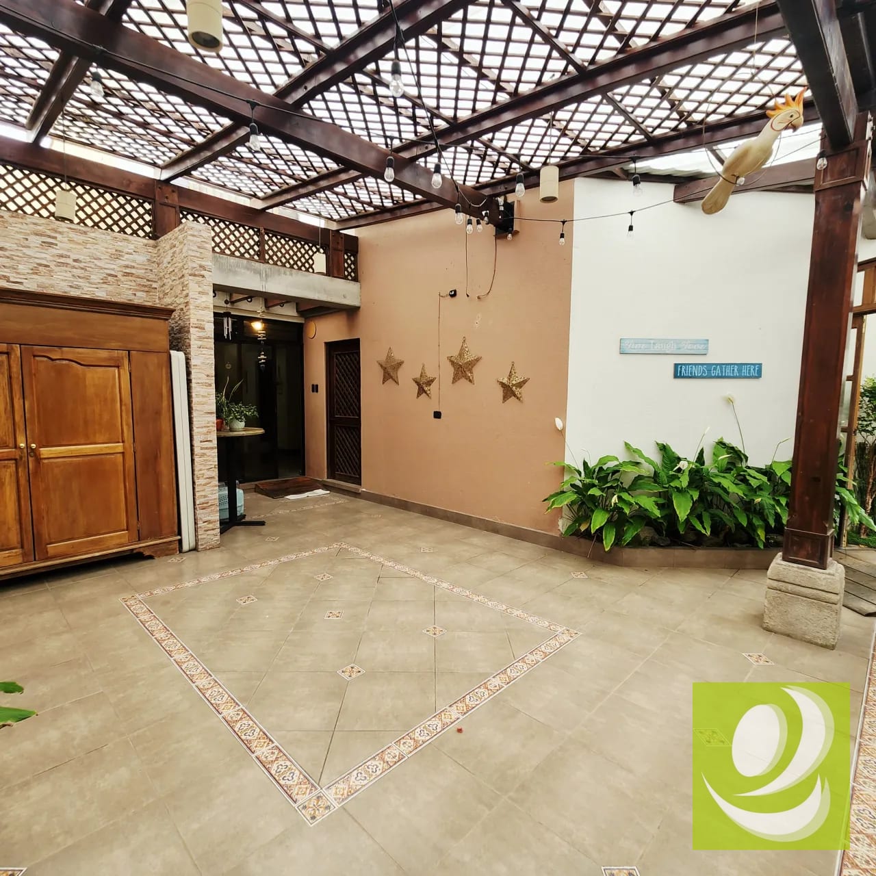 Espectacular casa en venta en Santa Rita II, z. 2 de Mixco — Casa en Venta en Zona 2 Mixco, Guatemala, Ciudad — foto 7 de 13