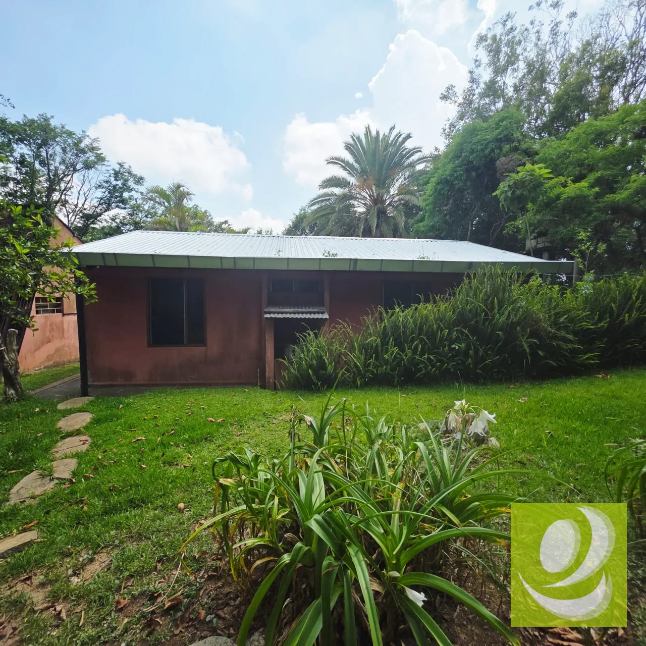 Venta Casa Invierte en una joya campestre con potencial comercial — Casa en Venta en Santa Elena Barillas, Guatemala, Ciudad — foto 2 de 7