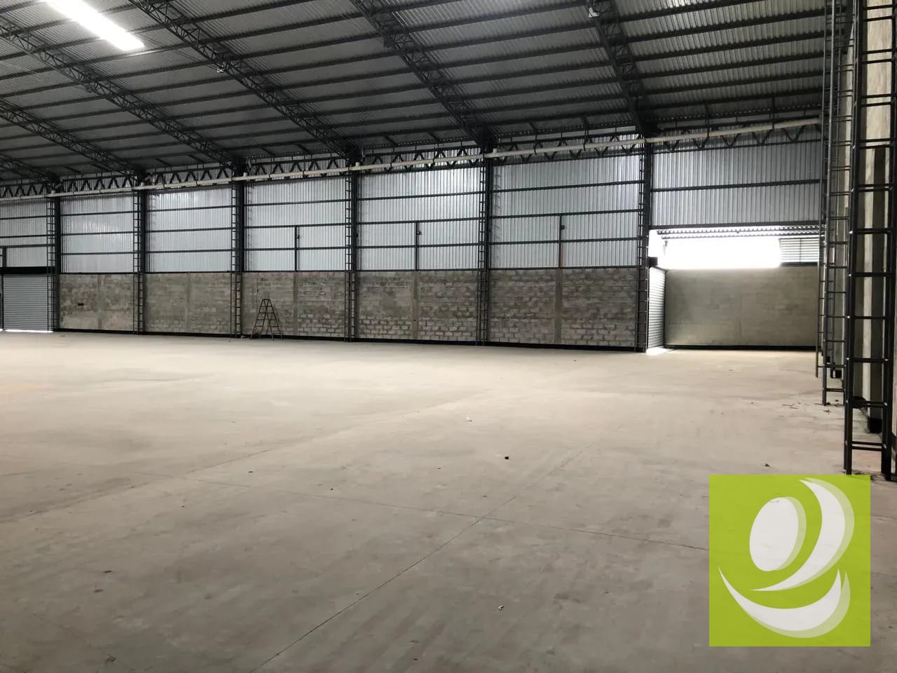 Rento Nave Industrial San Andres Itzapa Chimal — Bodega / Ofibodega en Alquiler en San Andrés Itzapa, Chimaltenango — foto 1 de 5