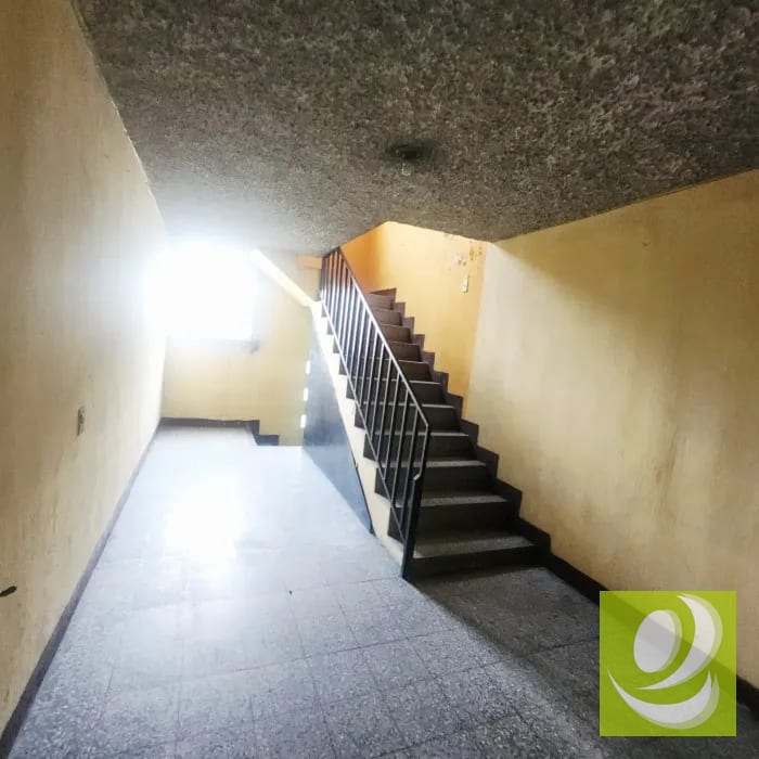 Vendo/Renta Casa con Local Comercial en Calz San Juan — Casa en Venta en Nueva Montserrat, Zona 3 Mixco, Guatemala, Ciudad — foto 3 de 8