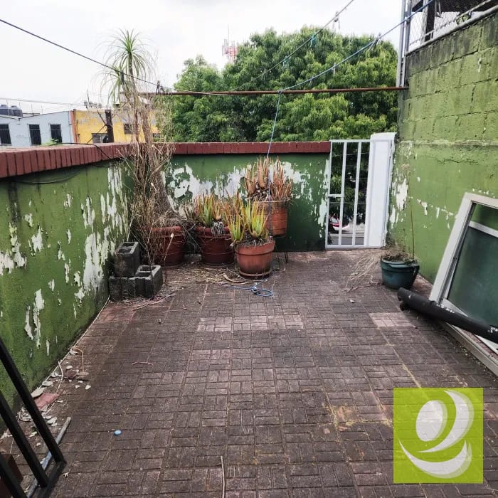 Vendo/Renta Casa con Local Comercial en Calz San Juan — Casa en Venta en Nueva Montserrat, Zona 3 Mixco, Guatemala, Ciudad — foto 5 de 8