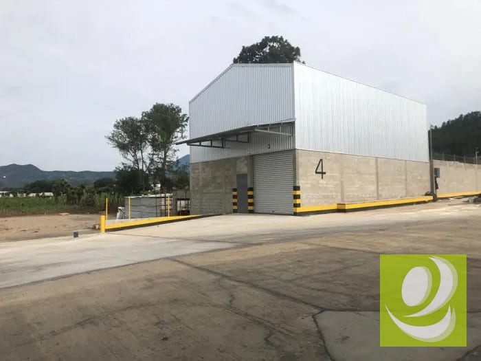 Bodega Industrial Nueva en Renta Chimaltenango — Bodega / Ofibodega en Venta en Parramos, Chimaltenango — foto 1 de 8