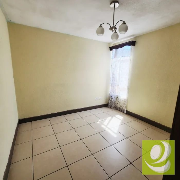 En Venta Casa en Los Olivos zona 18 — Casa en Venta en Zona 18, Guatemala, Ciudad — foto 5 de 15