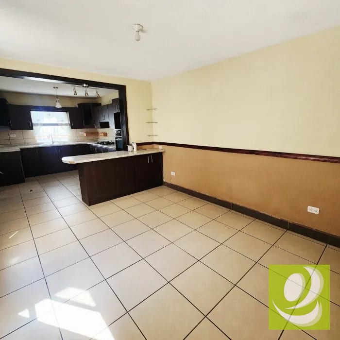 En Venta Casa en Los Olivos zona 18 — Casa en Venta en Zona 18, Guatemala, Ciudad — foto 10 de 15