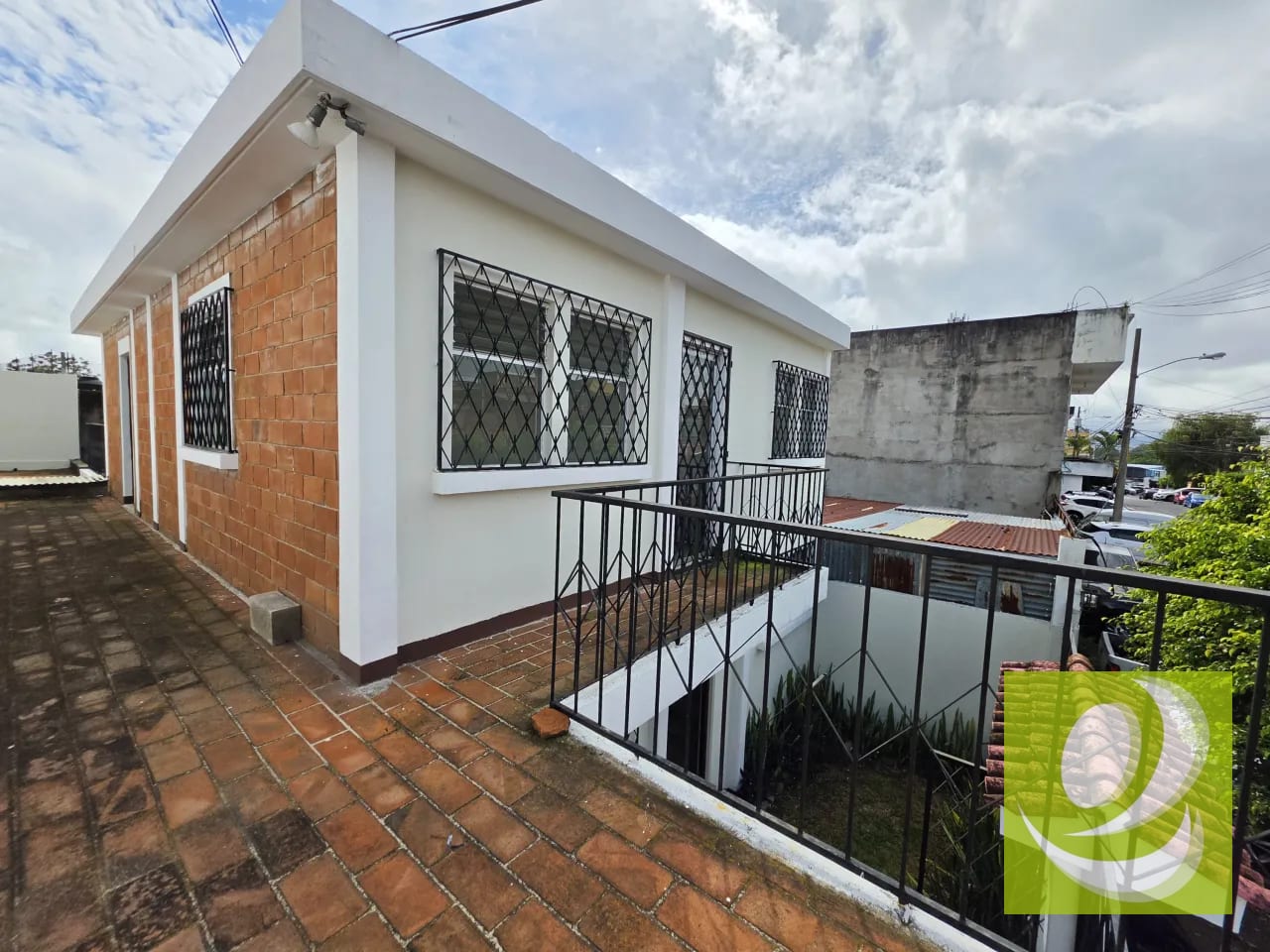 Casa de 2 niveles en venta en Kaminal Juyú II, zona 7 — Casa en Venta en Kaminaljuyú, Zona 7, Guatemala, Ciudad — foto 1 de 11