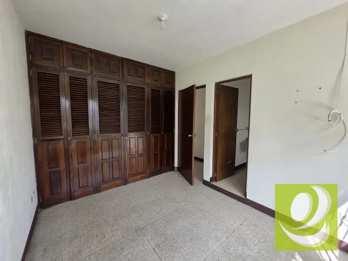 Casa de 2 niveles en venta en Kaminal Juyú II, zona 7 — Casa en Venta en Kaminaljuyú, Zona 7, Guatemala, Ciudad — foto 8 de 11