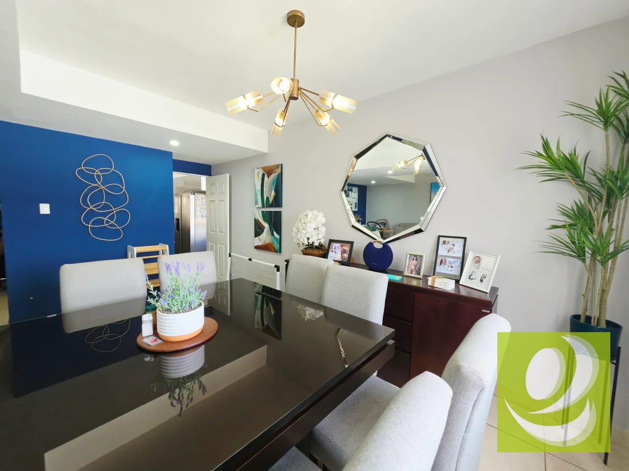 En Venta Espectacular y Grande Casa en Vistas del Naranjo — Casa en Venta en Vistas del Naranjo, Zona 4 Mixco, Guatemala, Ciudad — foto 5 de 10