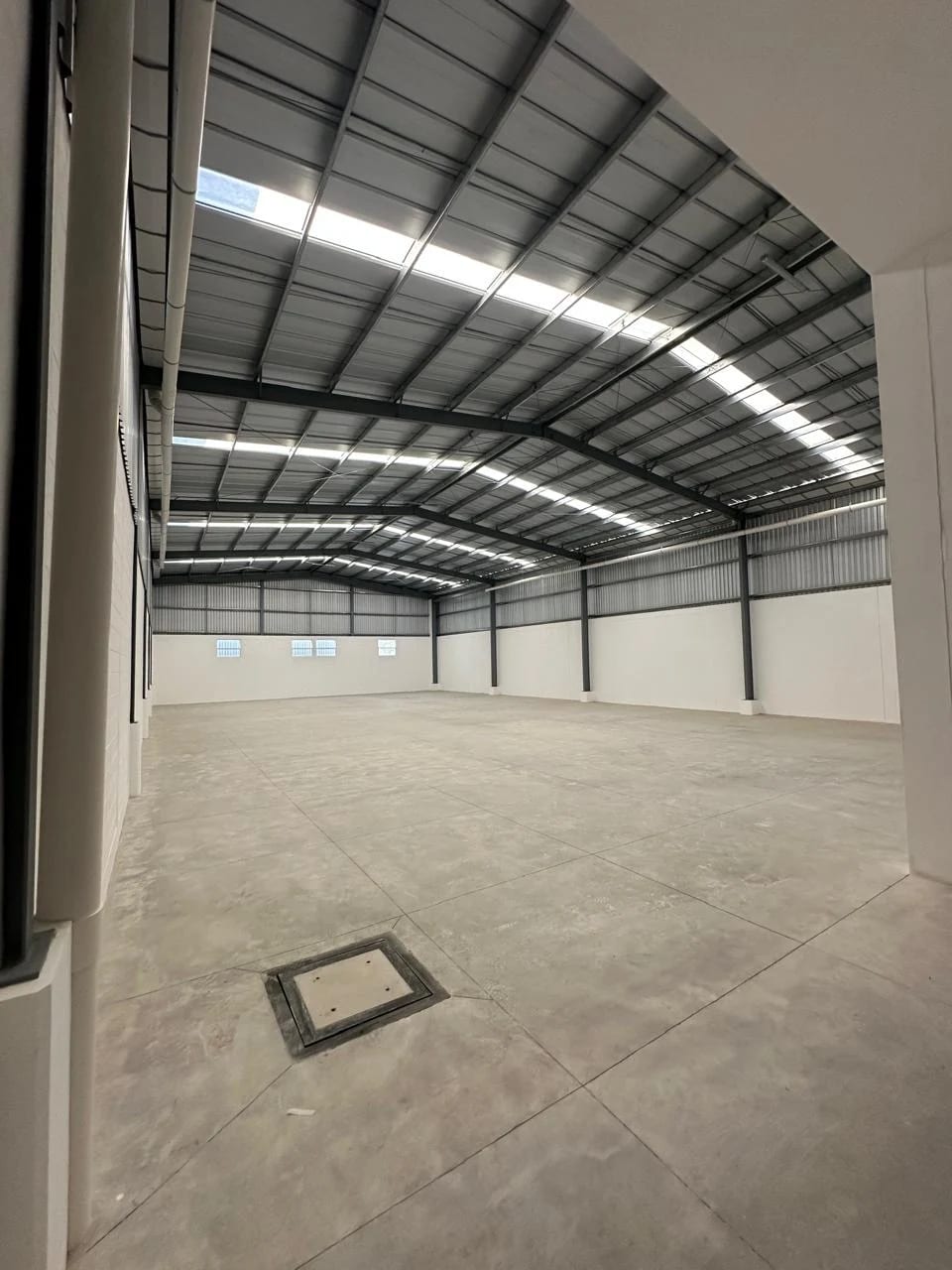 Agenda tu visita hoy mismo y conoce esta excelente opcion en EL NARANJO!!! — Bodega / Ofibodega en Alquiler en Zona 4 Mixco, Guatemala, Ciudad — foto 5 de 5