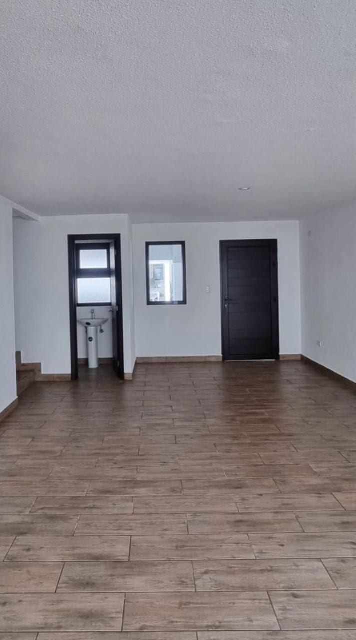 Casa en venta | 3 habitaciones | estudio | 3 parqueos | Serena de Arrazola CAES — Casa en Venta en Carretera a El Salvador, Guatemala, Ciudad — foto 4 de 12