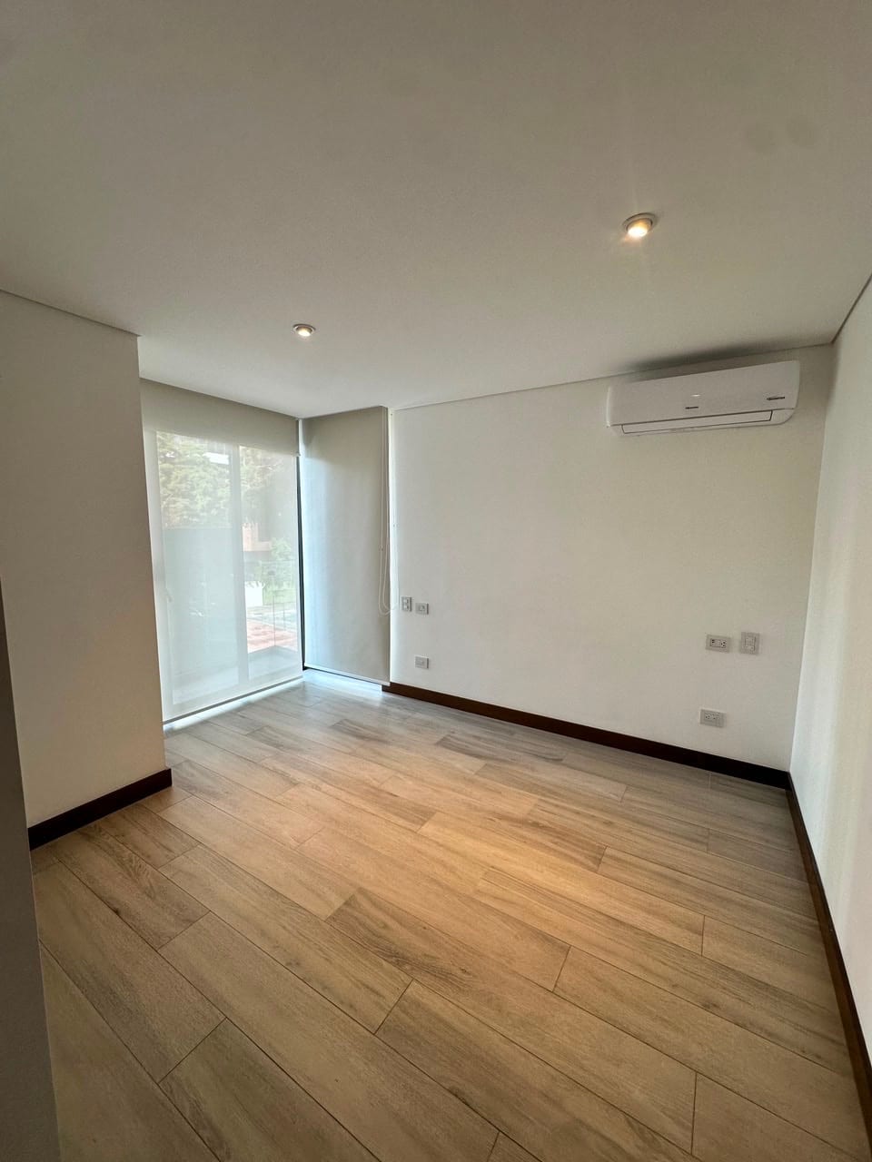 Apartamento en venta | 3 habitaciones | 2 parqueos | Reserva Diez, zona 10 — Apartamento en Venta en Reserva Diez, Zona 10, Guatemala, Ciudad — foto 5 de 7