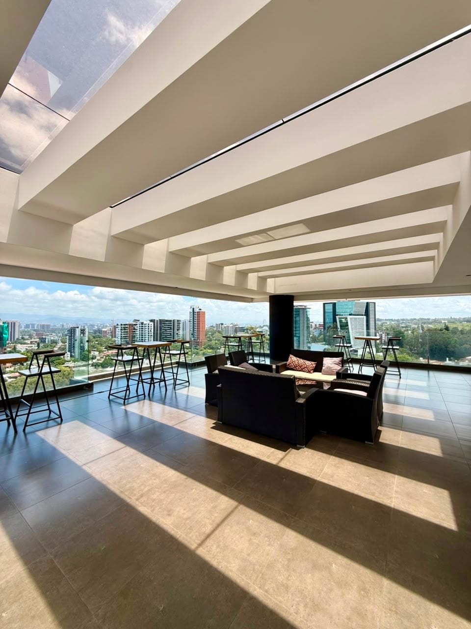 Apartamento en venta | 2 habitaciones | 2.5 baños | Edificio Castalia, Z15 VH2 — Apartamento en Venta en Castalia, Zona 15, Guatemala, Ciudad — foto 14 de 16