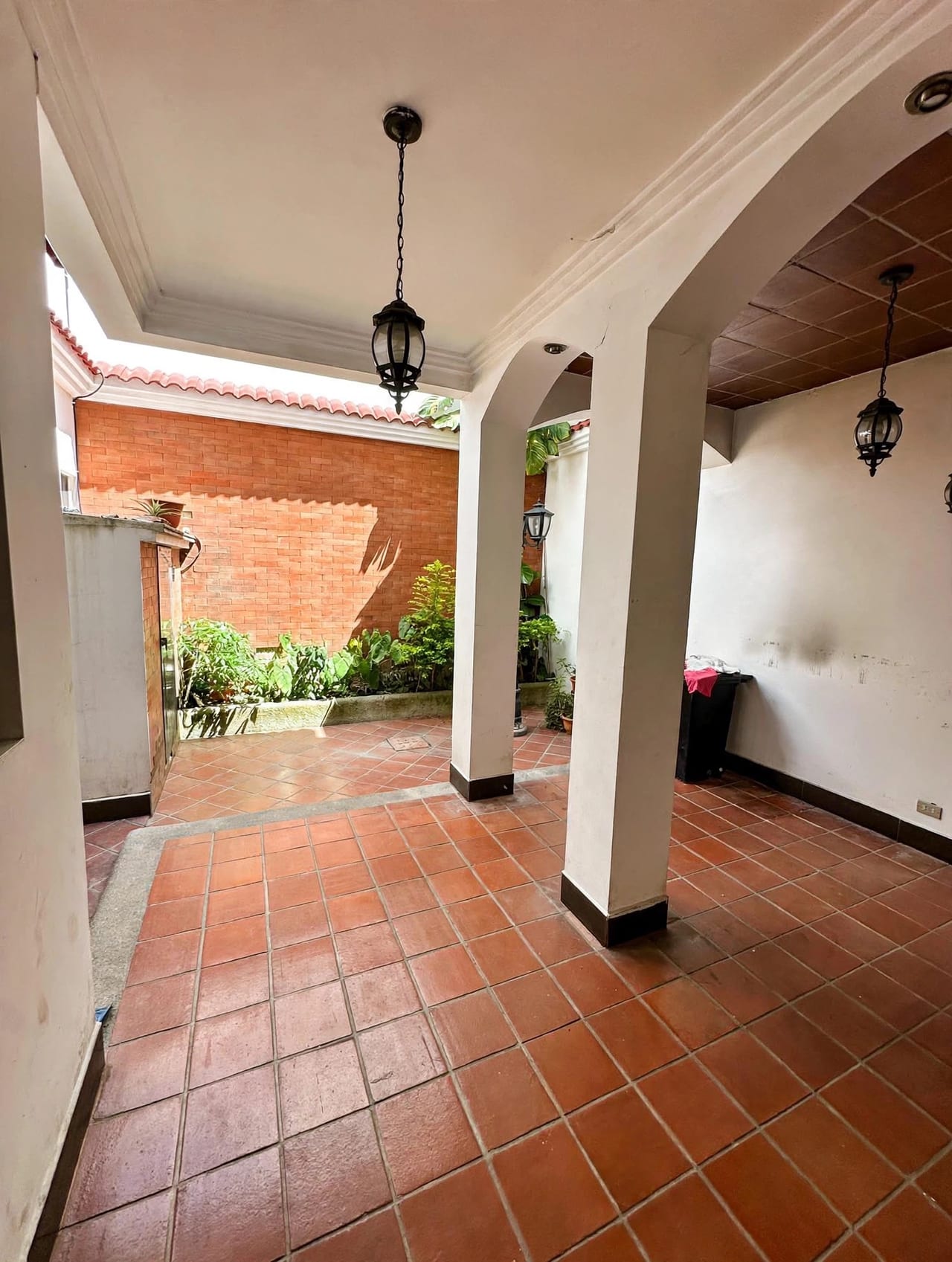 Casa en venta | 4 habitaciones | 4 parqueos | Montesolar, zona 16 — Casa en Venta en MonteSolar, Zona 16, Guatemala, Ciudad — foto 9 de 9