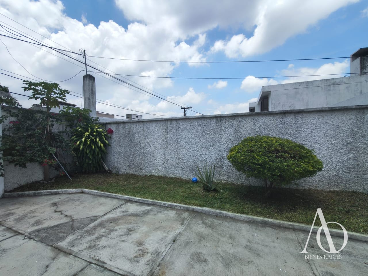 Casa en Venta en Balcones de San Cristóbal, zona 8 de Mixco / EN DIRECTO — Casa en Venta en Zona 8 Mixco, Guatemala, Ciudad — foto 11 de 17