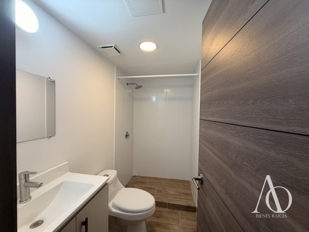 Apartamento en Alquiler Edificio Modra, zona 4 N10 / EN DIRECTO t2 — Apartamento en Alquiler en Modra, Zona 4, Guatemala, Ciudad — foto 9 de 15
