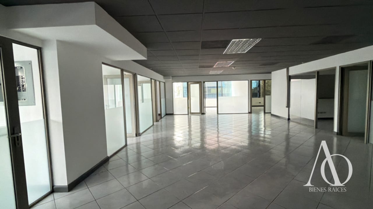 Oficina en Alquiler / Venta Edificio Europlaza, zona 14 N4 — Oficina en Venta en Europlaza, Zona 14, Guatemala, Ciudad — foto 4 de 10