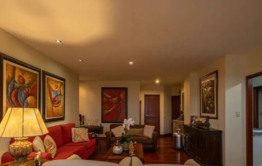Z.14 LA VILLA EN VENTA APTO. EN EDIFICIO BENEVENTO — Apartamento en Venta en Benevento, Zona 14, Guatemala, Ciudad — foto 2 de 17