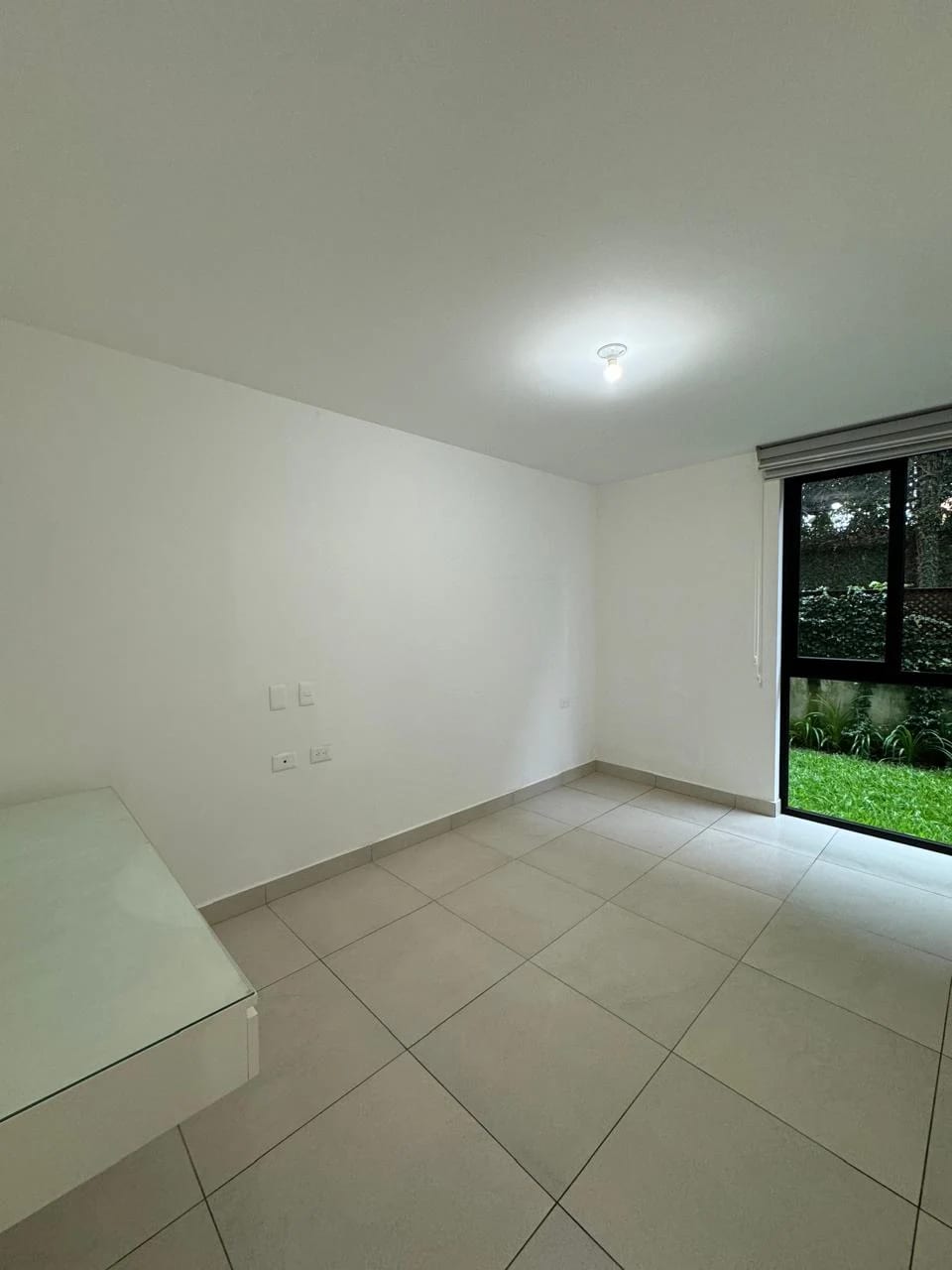 Z.14 EDIFICIO BE14 ÁREA DE LA VILLA – APTO. EN VENTA EN PRIMER NIVEL CON JARDÍN — Apartamento en Venta en Be14, Zona 14, Guatemala, Ciudad — foto 13 de 15