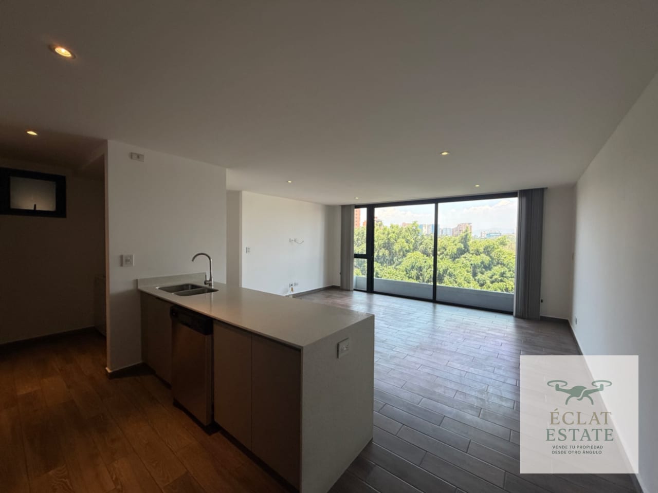 Apartamento de 3 habitaciones en renta en Parque 15, zona 15 — Apartamento en Alquiler en Parque 15, Zona 15, Guatemala, Ciudad — foto 1 de 11