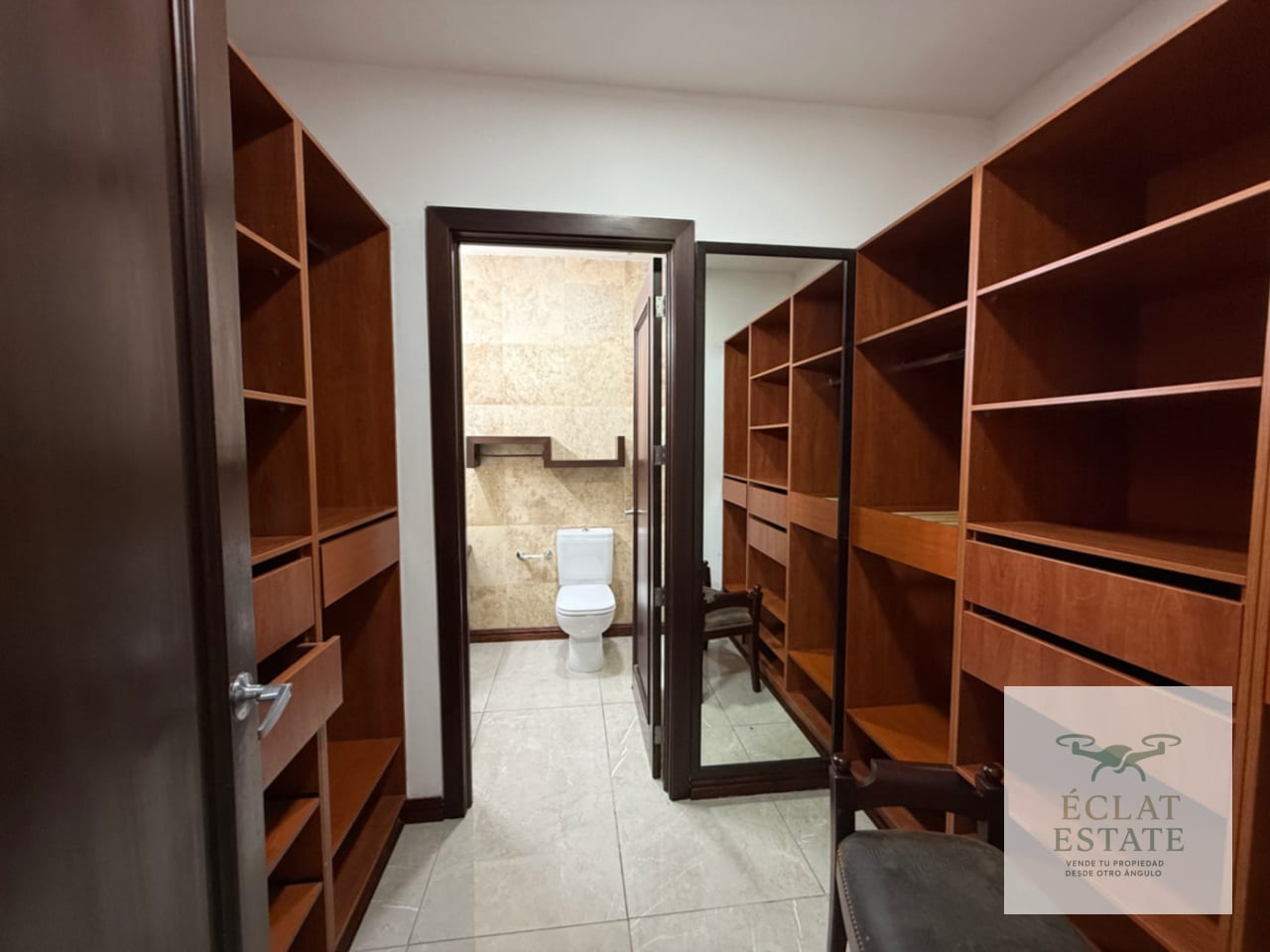 Penthouse amueblado en renta en Vista Hermosa I, Zona 15 — Apartamento en Alquiler en Catalonia, Zona 15, Guatemala, Ciudad — foto 9 de 11