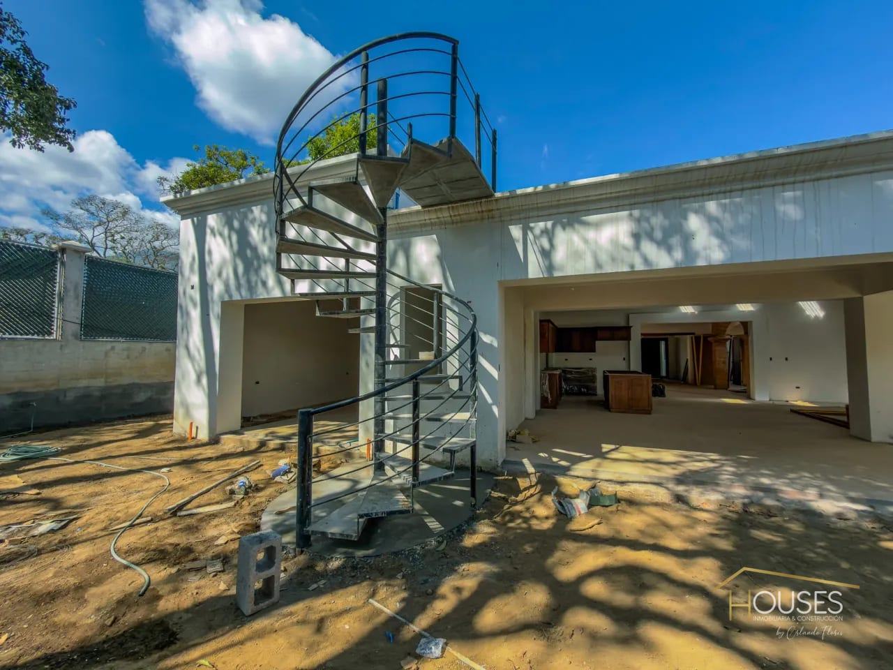 Vendo Casa en San Juan del Obispo, Sacatepéquez — Casa en Venta en Antigua, Sacatepéquez — foto 13 de 17