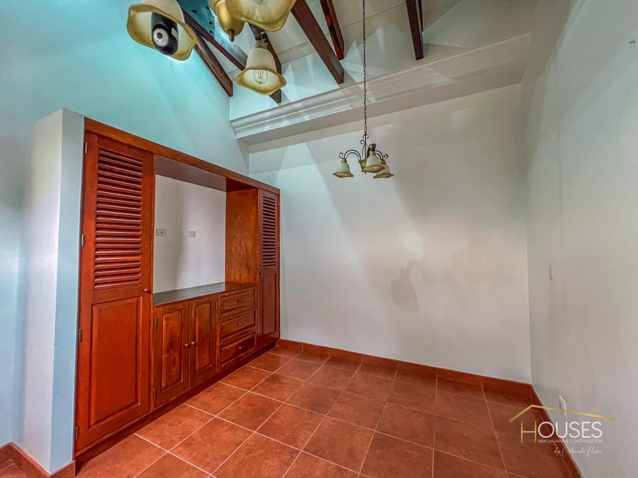 Rento Casa en Altos de San Pedro, San Pedro las Huertas — Casa en Alquiler en Antigua, Sacatepéquez — foto 9 de 17
