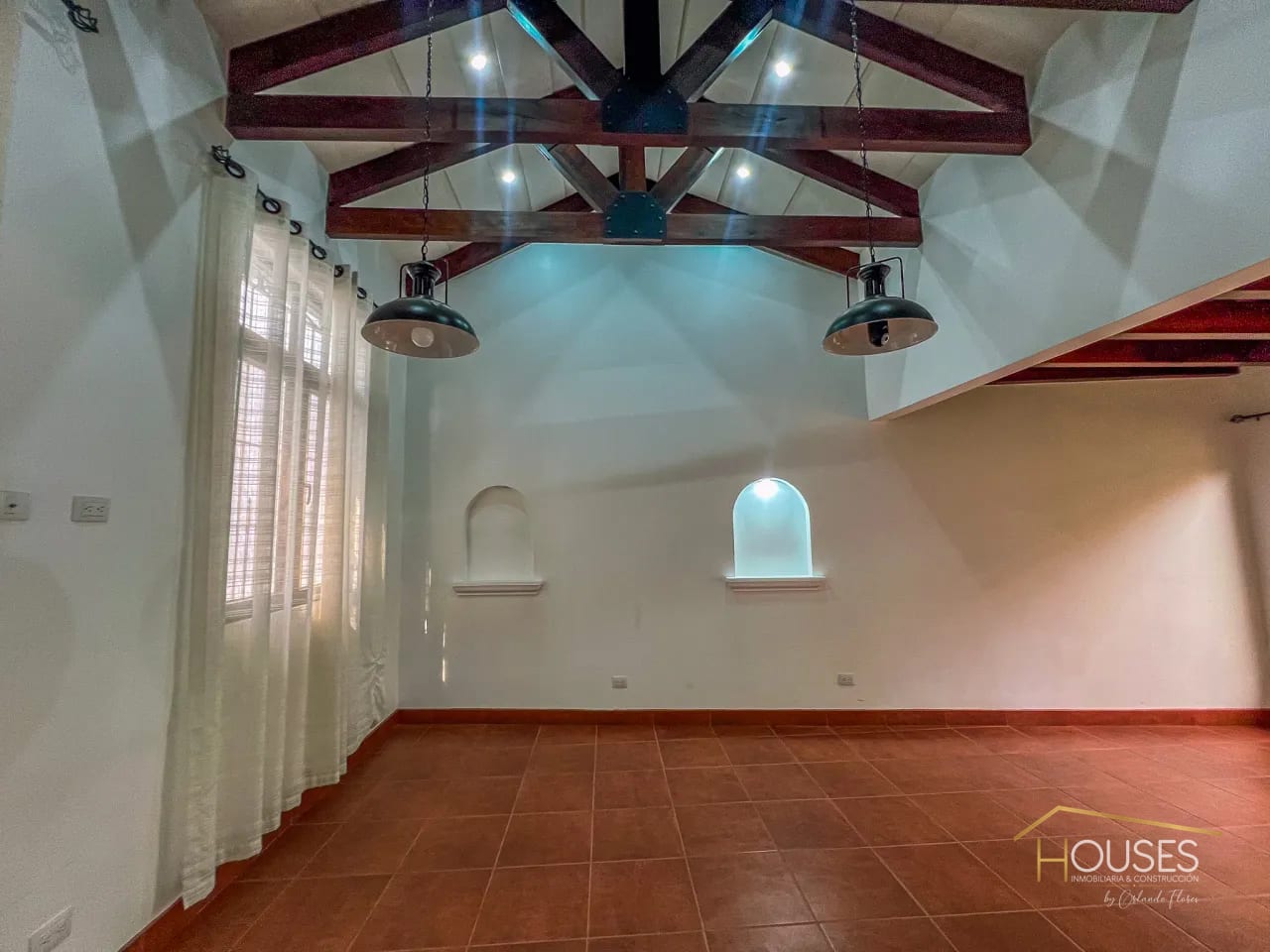 Rento Casa en Altos de San Pedro, San Pedro las Huertas — Casa en Alquiler en Antigua, Sacatepéquez — foto 6 de 17