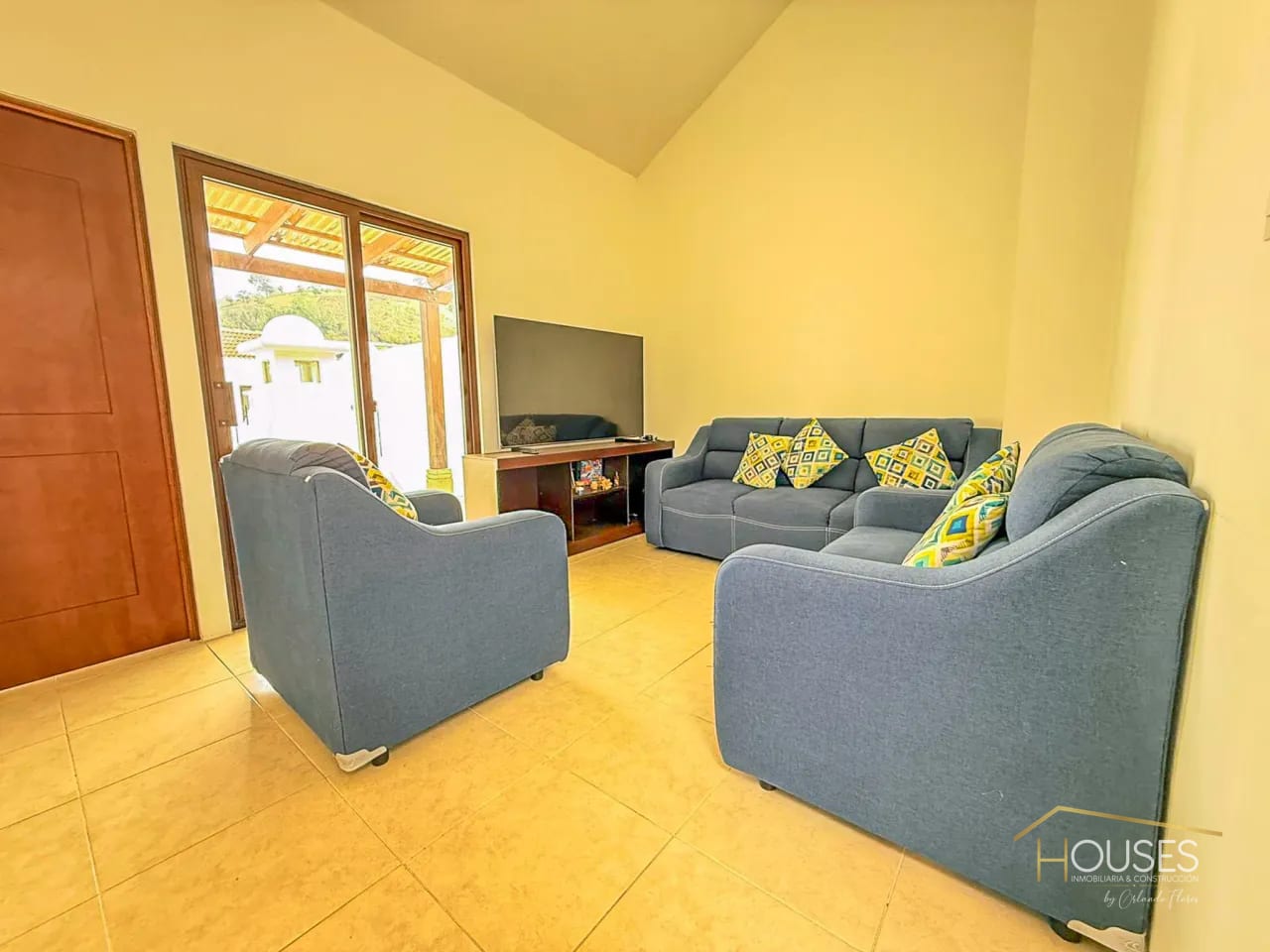 Rento Casa en Paseo San Lorenzo, San Lorenzo el Cubo — Casa en Alquiler en Ciudad Vieja, Sacatepéquez — foto 5 de 15