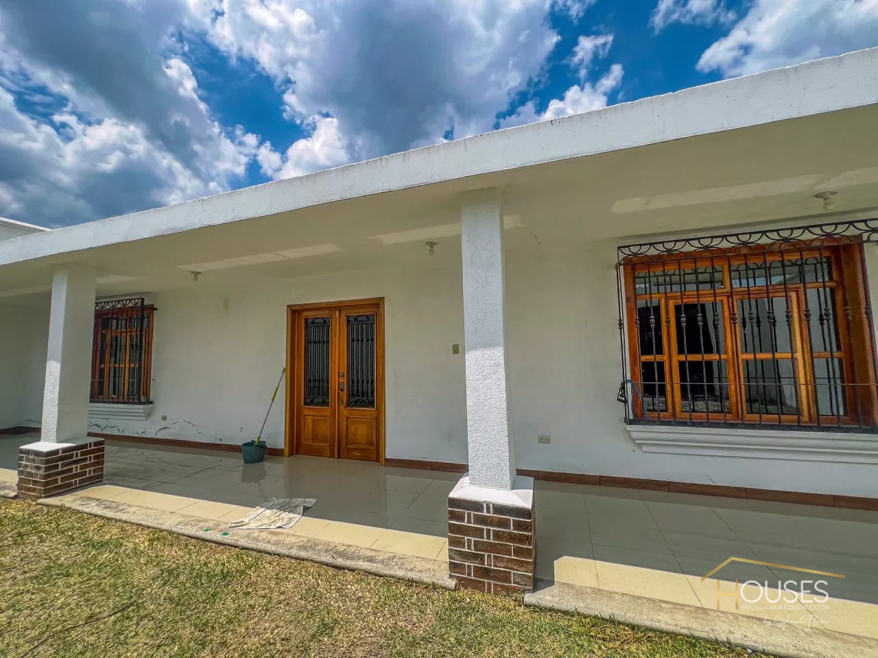 Rento Casa en San Pedro las Huertas, Antigua G. â Casa en Alquiler en San Pedro Las Huertas, Antigua, SacatepĂ©quez â foto 1 de 14