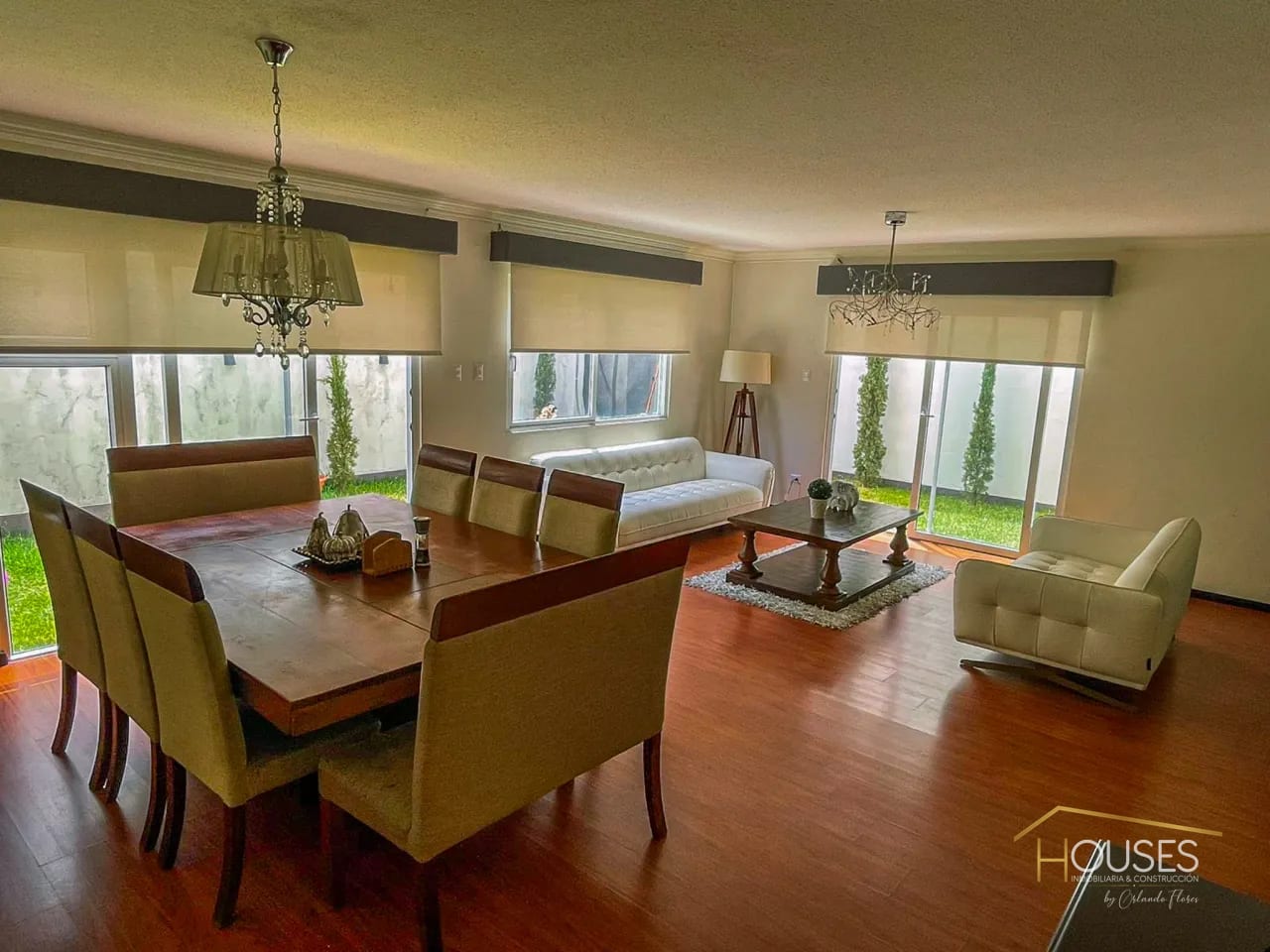 Vendo Casa en Las Luces del Encinal, Zona 7 Mixco — Casa en Venta en El Encinal, Zona 7 Mixco, Guatemala, Ciudad — foto 2 de 16