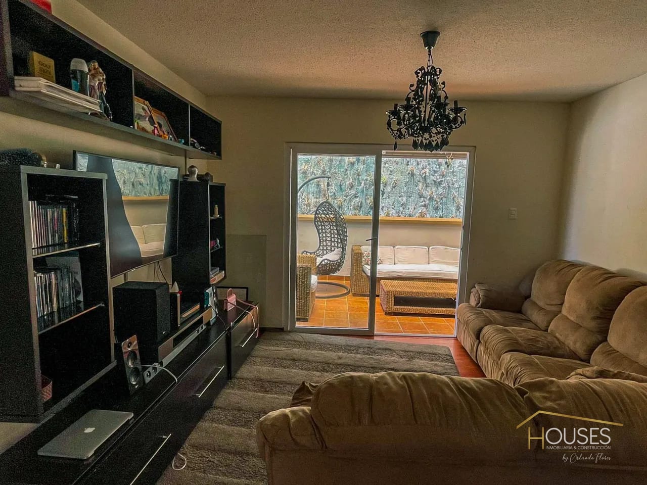 Vendo Casa en Las Luces del Encinal, Zona 7 Mixco — Casa en Venta en El Encinal, Zona 7 Mixco, Guatemala, Ciudad — foto 5 de 16