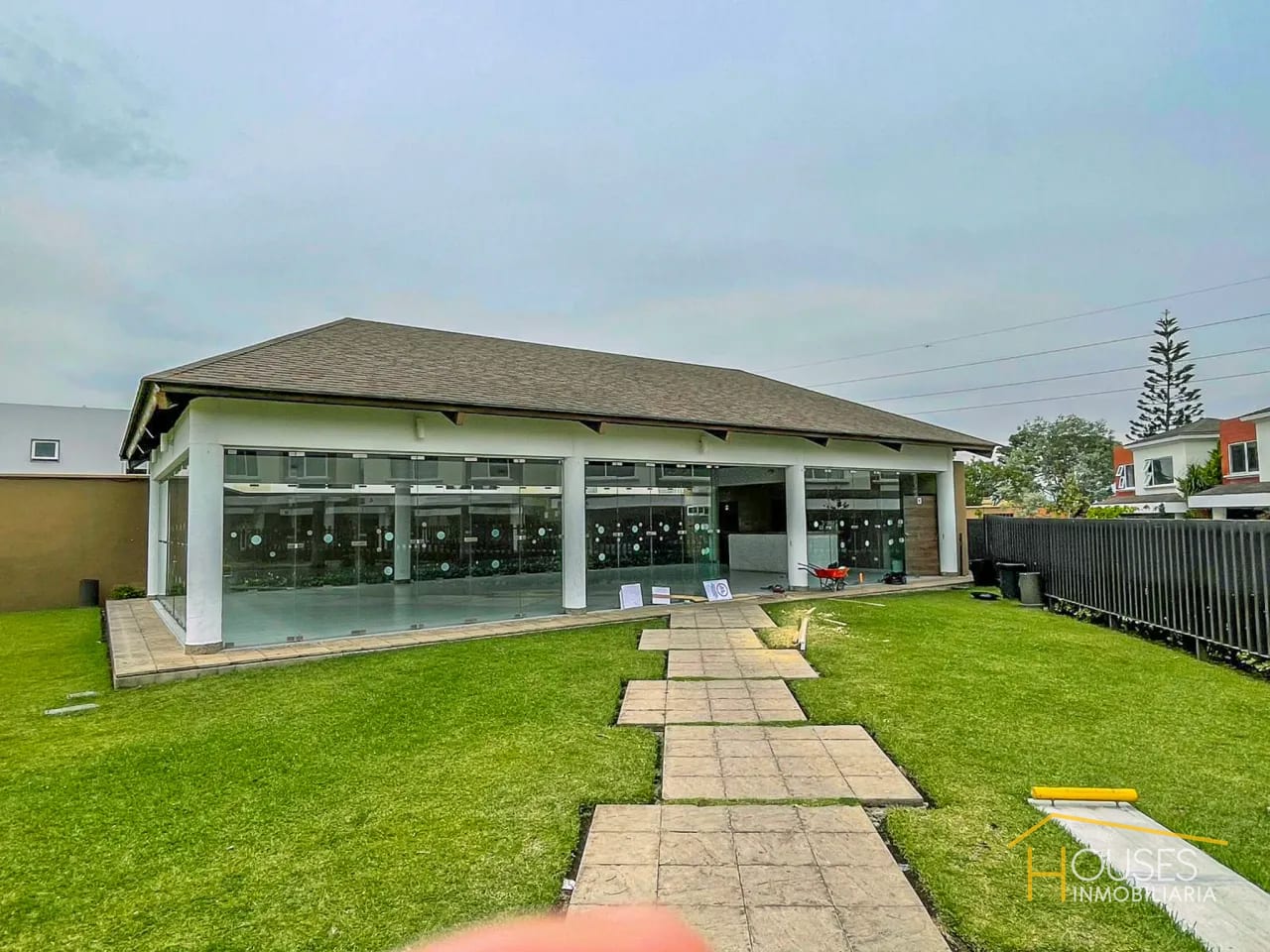 Vendo Casa en Las Luces del Encinal, Zona 7 Mixco — Casa en Venta en El Encinal, Zona 7 Mixco, Guatemala, Ciudad — foto 12 de 16