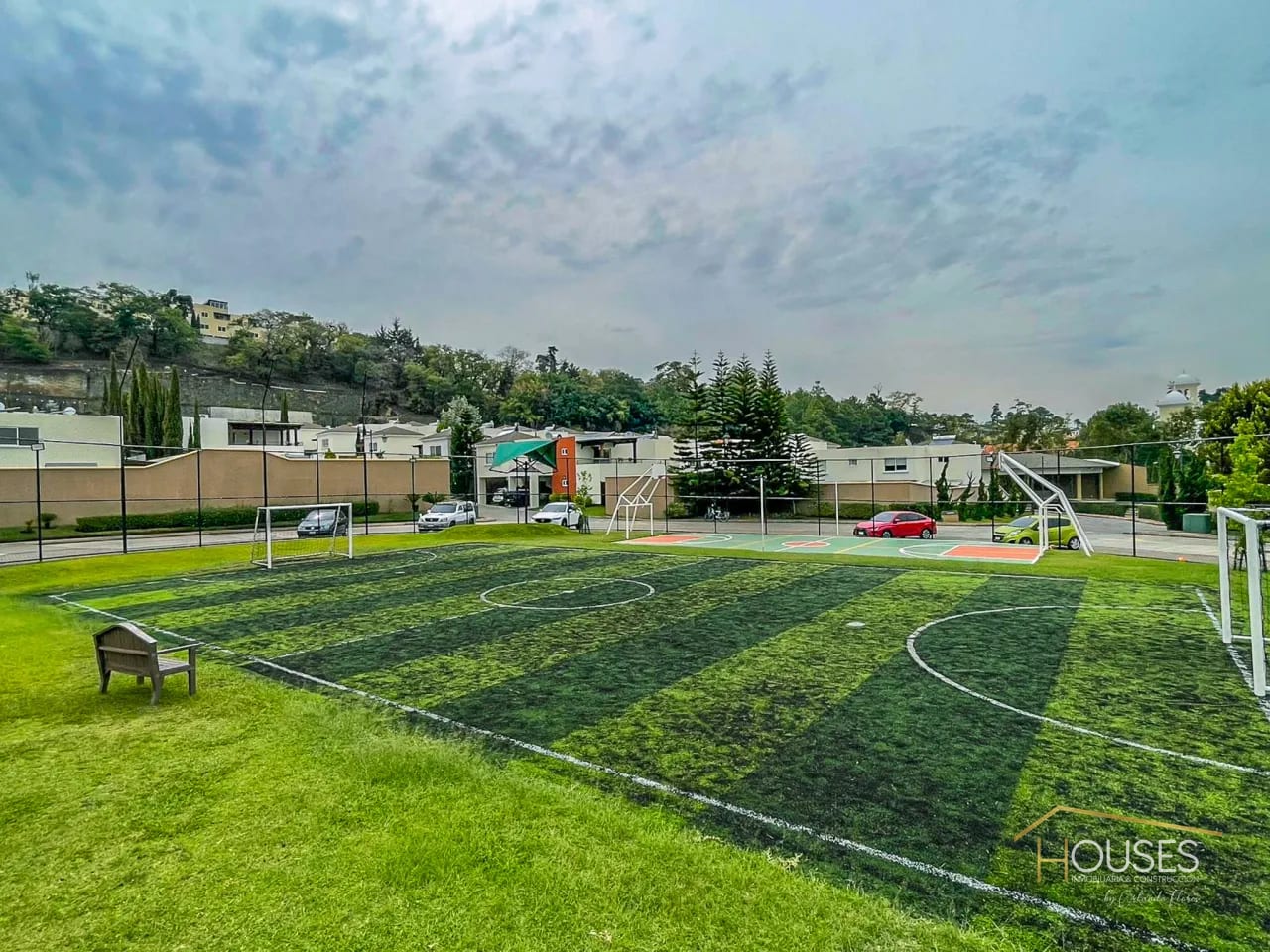 Vendo Casa en Las Luces del Encinal, Zona 7 Mixco — Casa en Venta en El Encinal, Zona 7 Mixco, Guatemala, Ciudad — foto 15 de 16