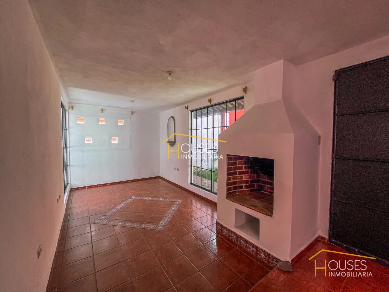 Vendo Casa en San Pedro las Huertas, Antigua Guatemala — Casa en Venta en San Pedro Las Huertas, Antigua, Sacatepéquez — foto 9 de 16