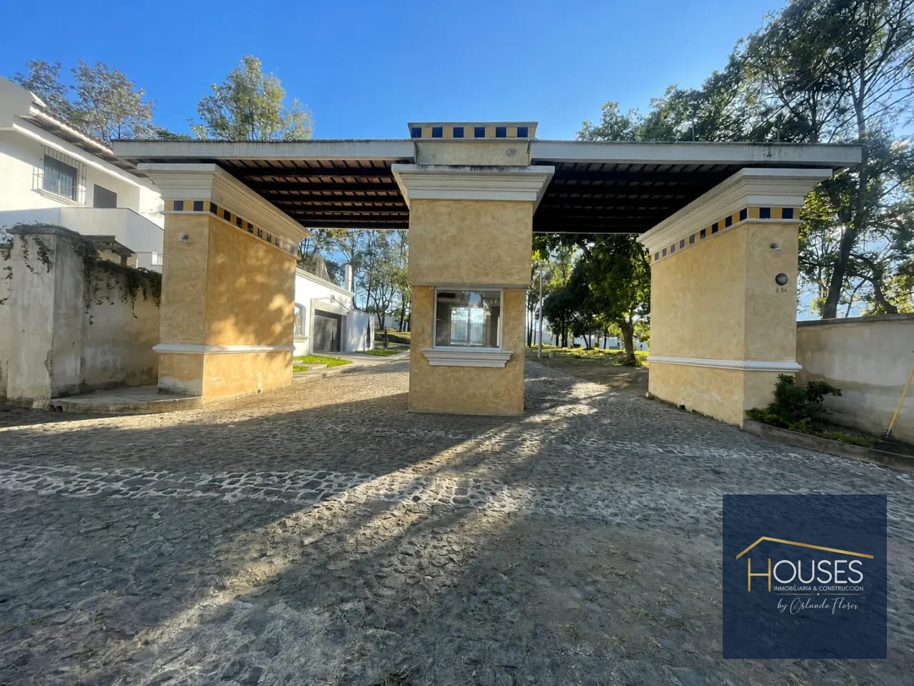 Vendo Terreno en Condominio Santa Sofia, carretera a San Juan Alotenango, Ciudad Vieja, Sacatepéquez — Terreno en Venta en Ciudad Vieja, Sacatepéquez — foto 1 de 8
