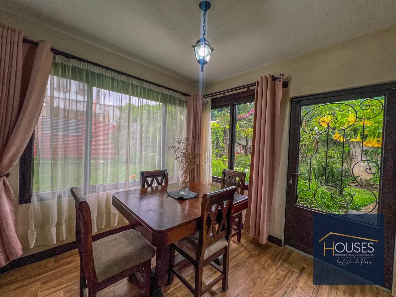 Rento Apartamento en Gravileas y Jacarandas, Antigua G. — Apartamento en Alquiler en Las Gravileas, Antigua, Sacatepéquez — foto 4 de 13
