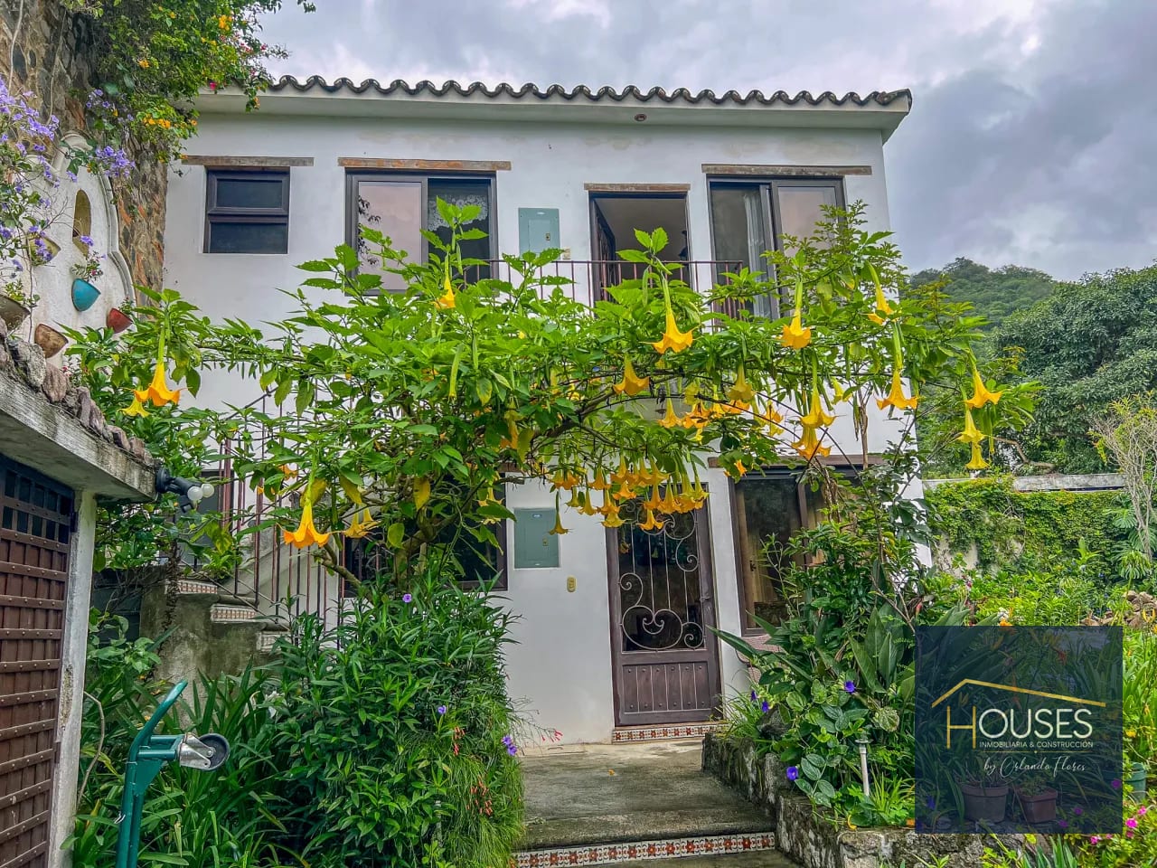 Rento Apartamento en Gravileas y Jacarandas, Antigua G. — Apartamento en Alquiler en Las Gravileas, Antigua, Sacatepéquez — foto 1 de 13